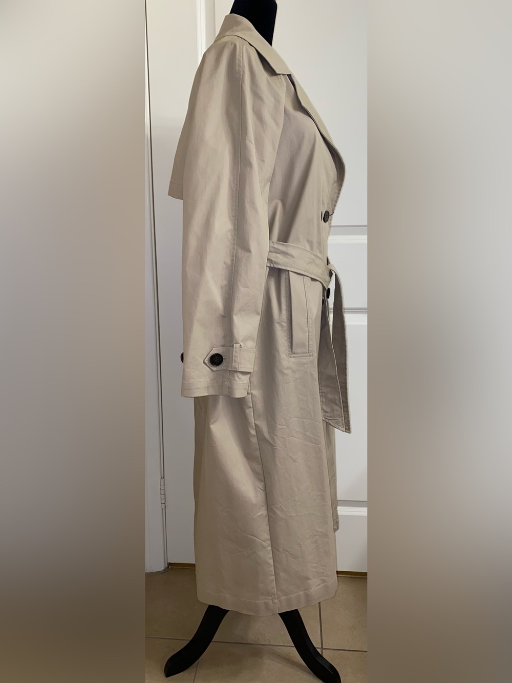 Zara Classic Long Double-Breasted Cotton Trench Coat in Light Tan - Picture 8 of 11